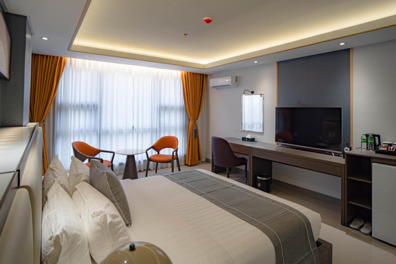 Subic Riviera Hotel And Residences Olongapo Exterior foto